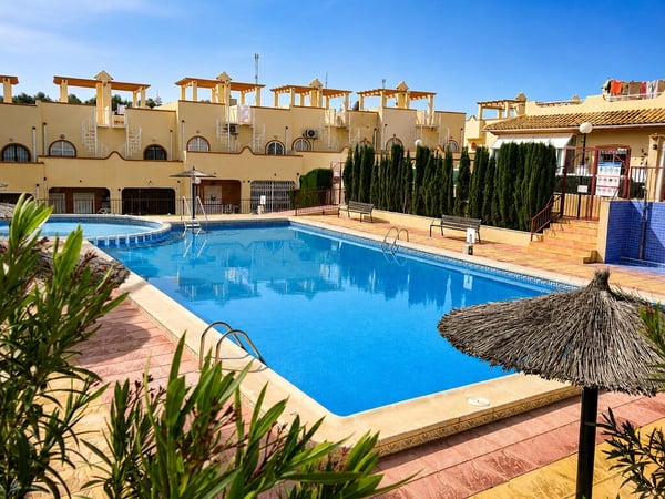 House in Villamartin - view 1