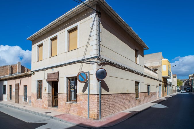 House in Pinoso - view 1