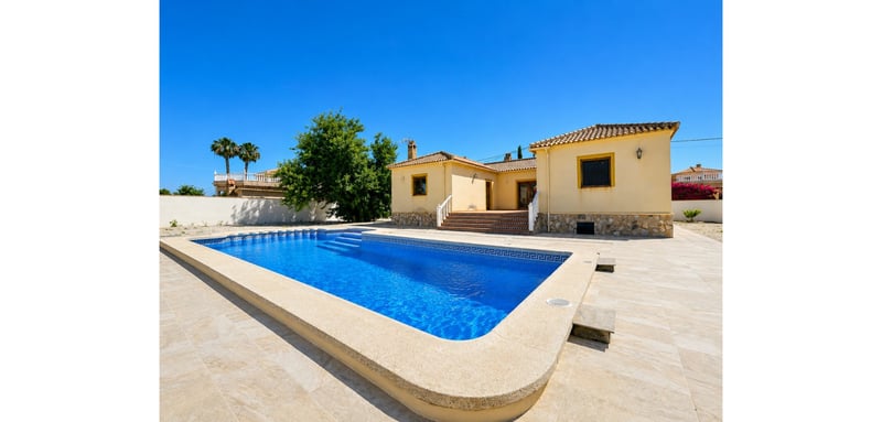 House in Catral - view 1