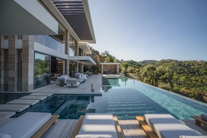 Villa in Malaga - view 1