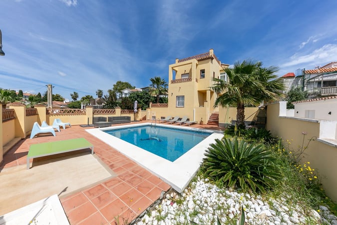 Villa in Mijas Costa - view 1