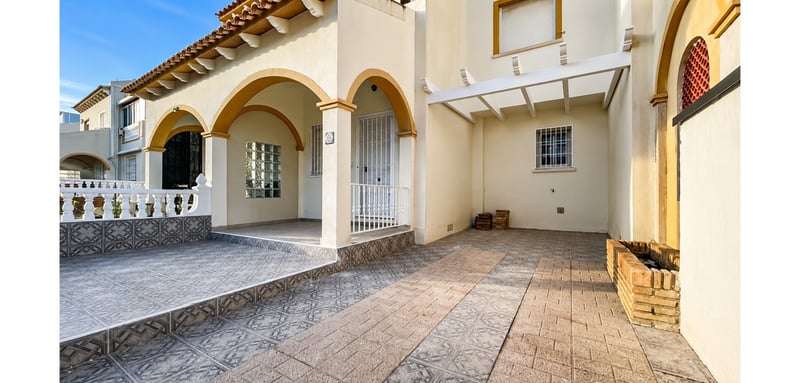Apartment in Playa Flamenca - view 1