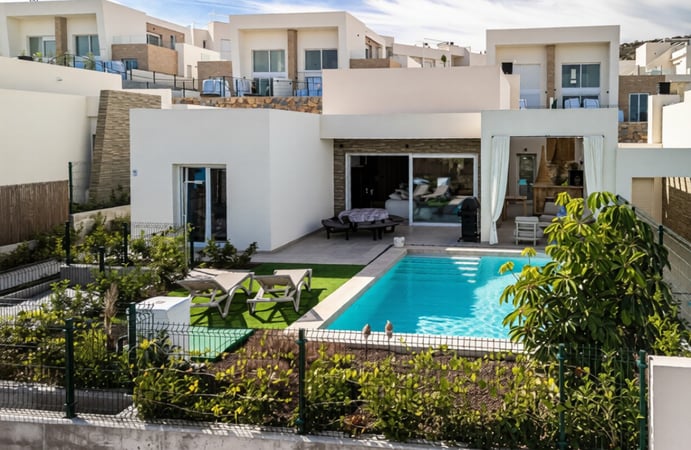 Villa in Alicante - view 1