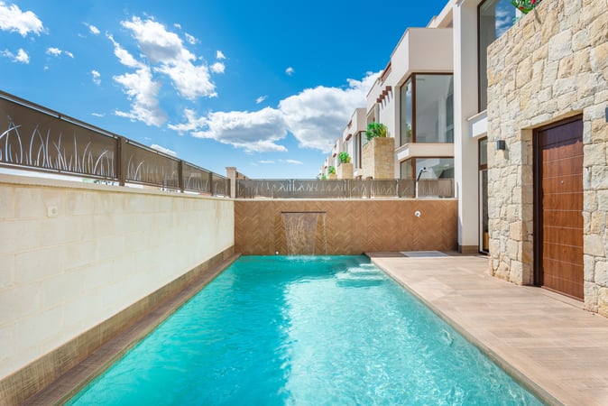 House in Los Montesinos - view 1