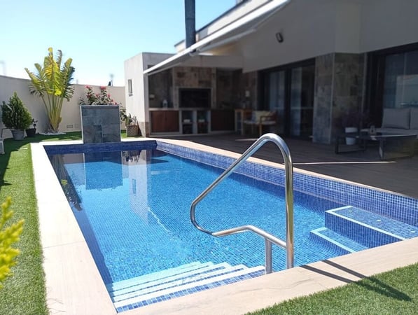 Villa in Daya Nueva - view 1