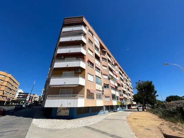 Apartment in Torrevieja - view 1