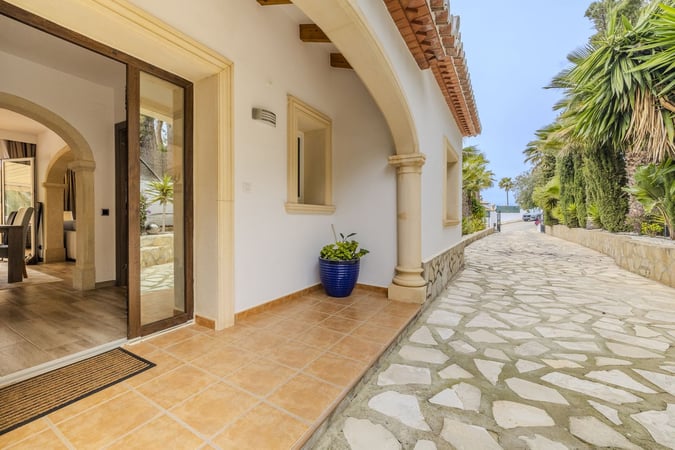 Villa in Javea - view 1