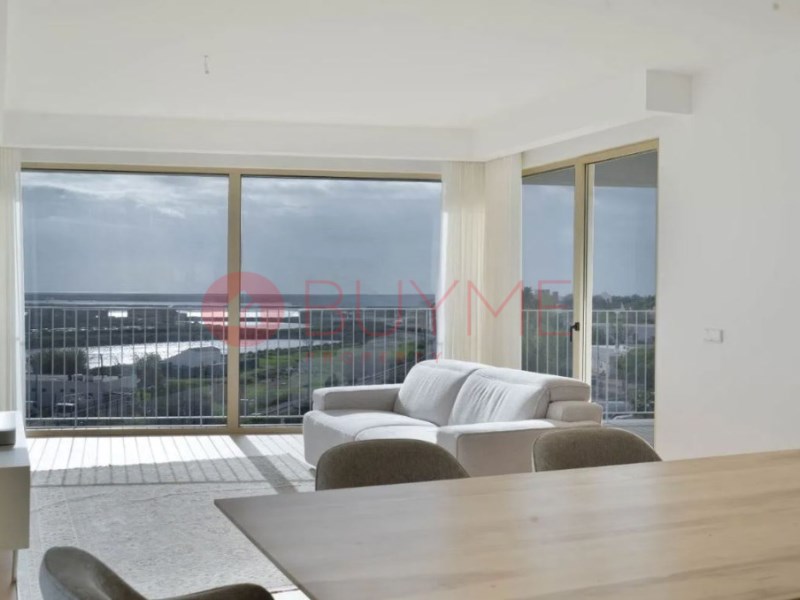 Apartment in Faro - Image 2