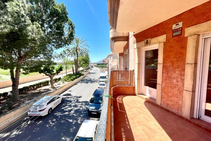 Apartment in Formentera de Segura - view 1