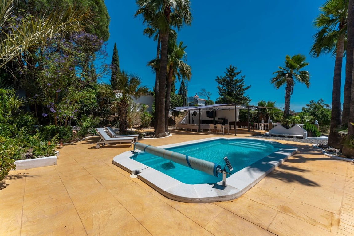 Apartment in Alhaurin el Grande - Image 2