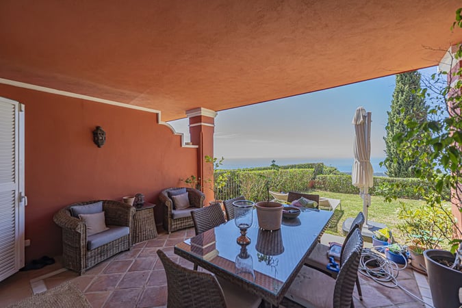 Apartment in La Mairena - view 1