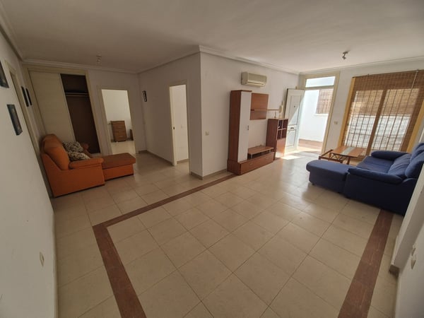 Apartment in Nueva Andalucia - view 1