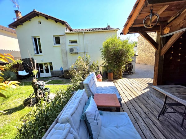 House in Eymet - view 1