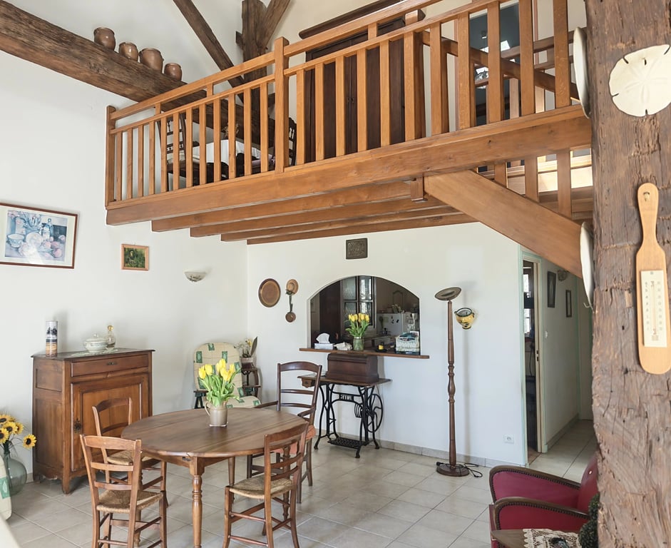 House in Aubeterre-sur-Dronne - Image 3