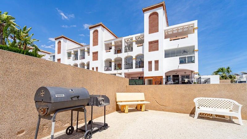 Apartment in Punta Prima - view 1