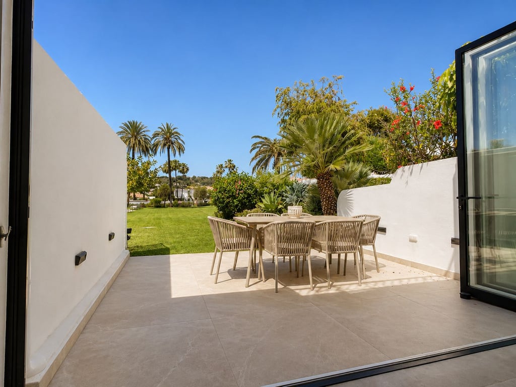 House in Nueva Andalucia - Image 2