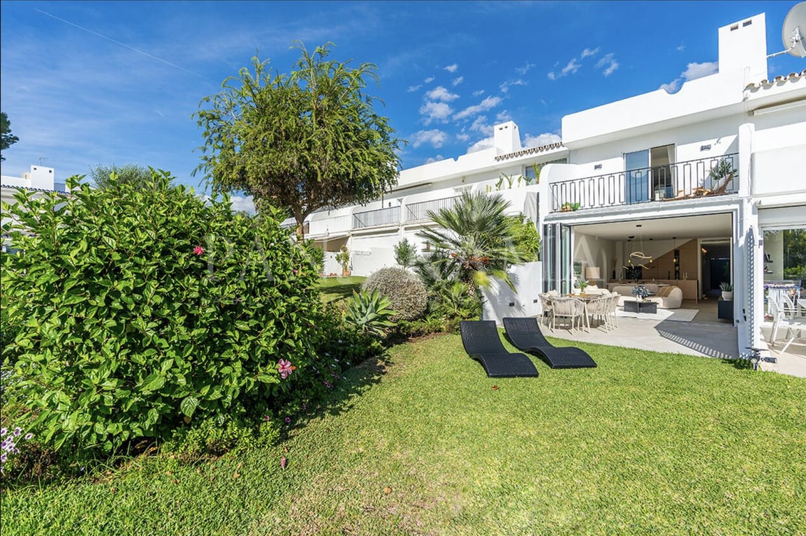 House in Nueva Andalucia - Image 3