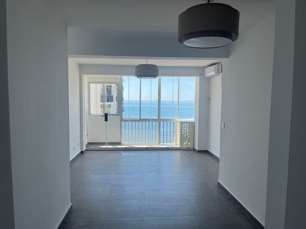 Apartment in Sitio de Calahonda - Image 2