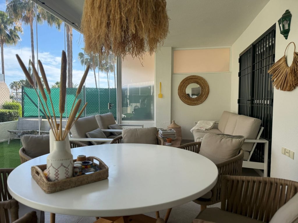 Apartment in Nueva Andalucia - Image 3