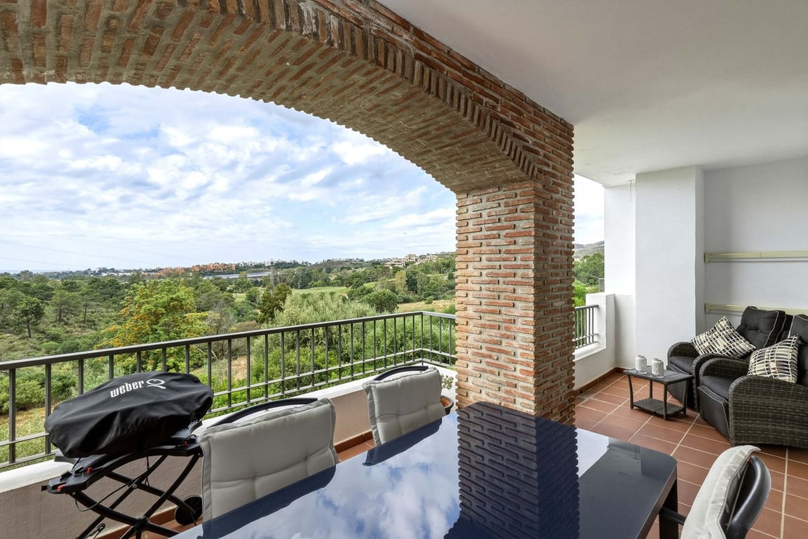 Apartment in Benahavis