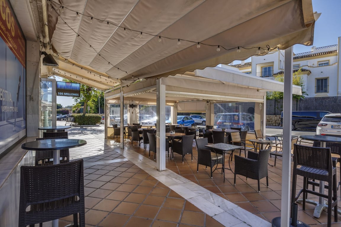 Apartment in Guadalmina - Image 2