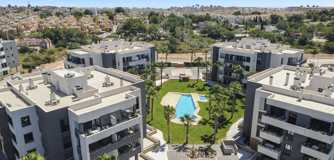 Apartment in Urbanizacion los Balcones - Image 2
