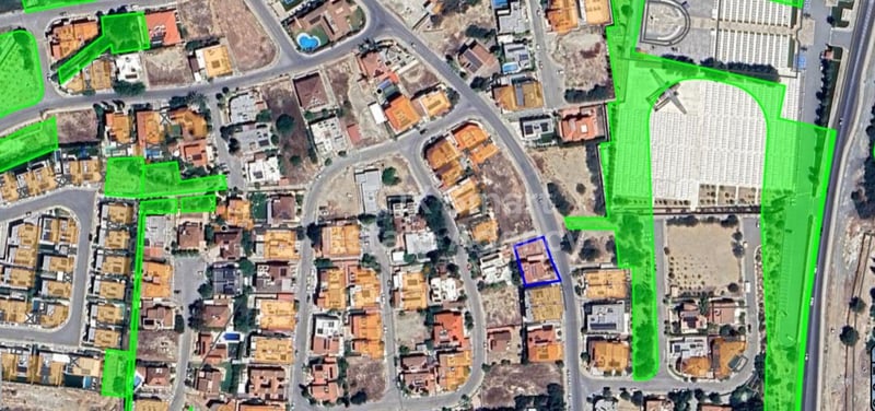 Land in Egkomi - view 1