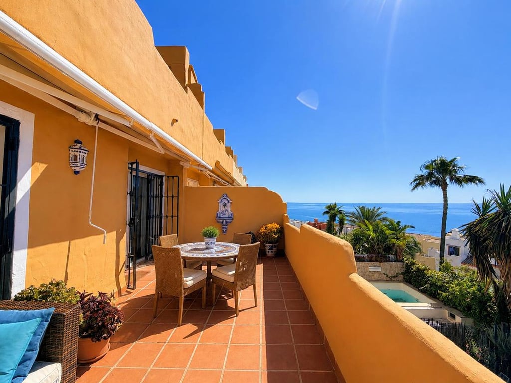 Penthouse in Casares
