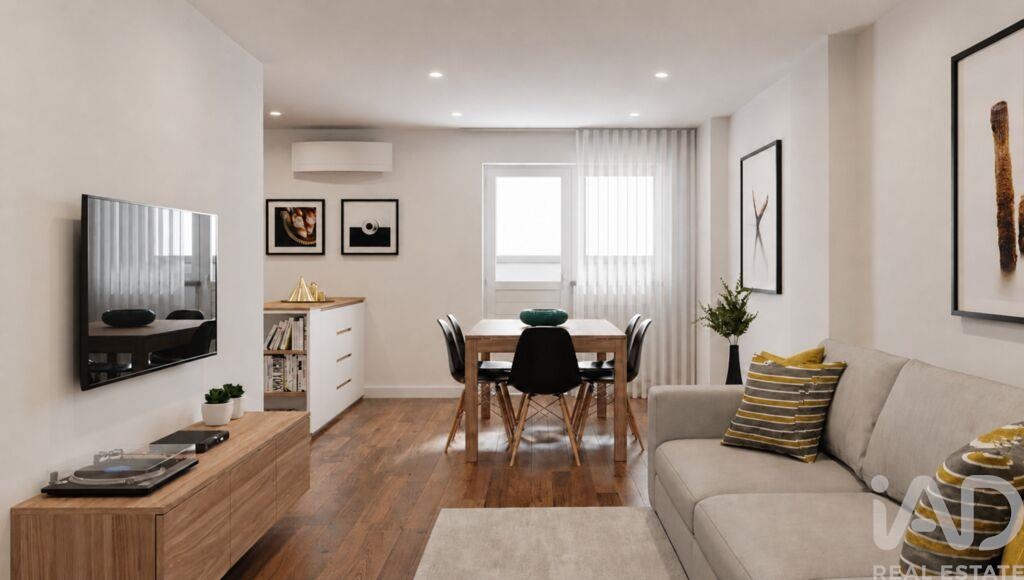 Apartment in Almada