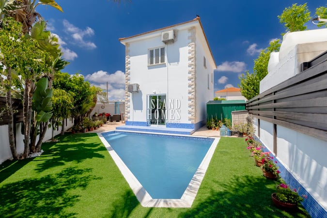 House in Frenaros - view 1