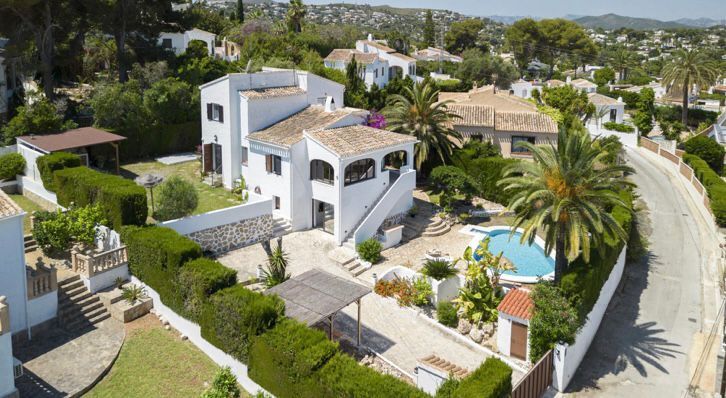 Villa in Javea - view 1