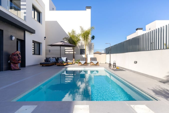 House in Algorfa - view 1