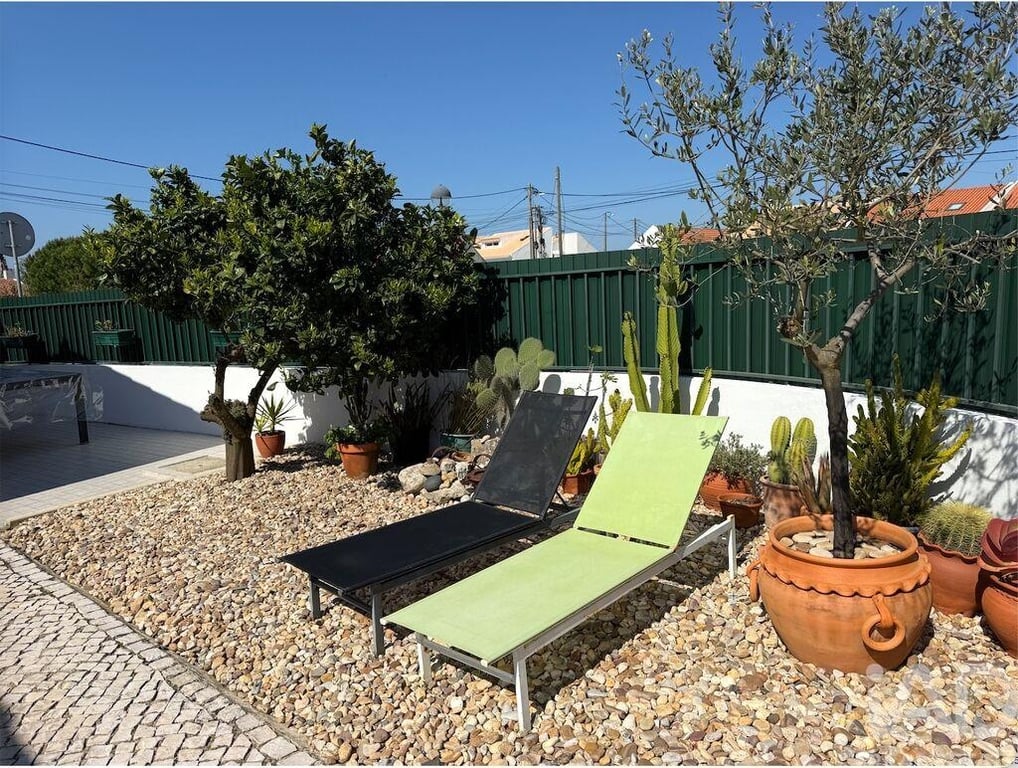 House in Castelo - Image 2