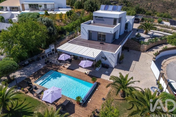 House in Sao Bras de Alportel - view 1