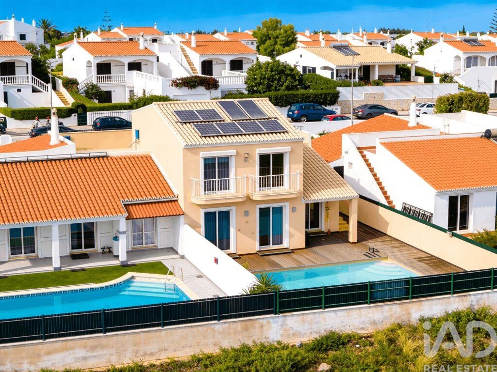 House in Portelas