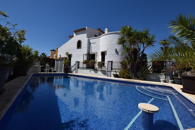 Villa in Algorfa - view 1