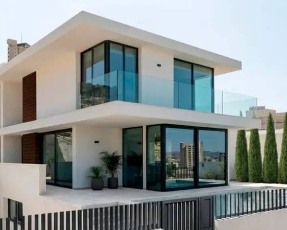 Villa in Benidorm - view 1