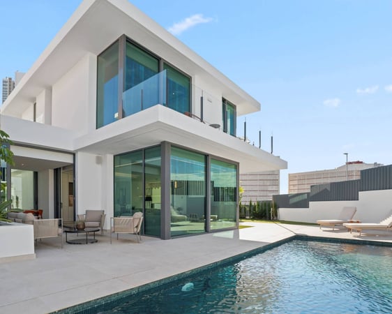 Villa in Benidorm - view 1