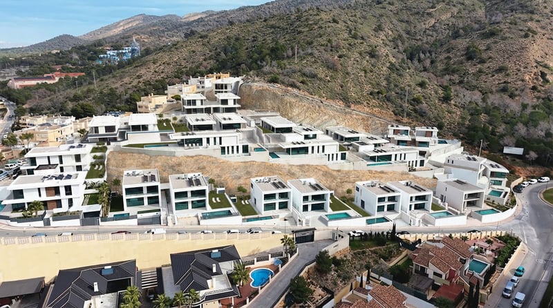 Villa in Benidorm - view 1