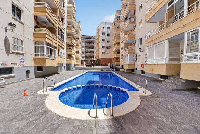 Apartment in Torrevieja - view 1