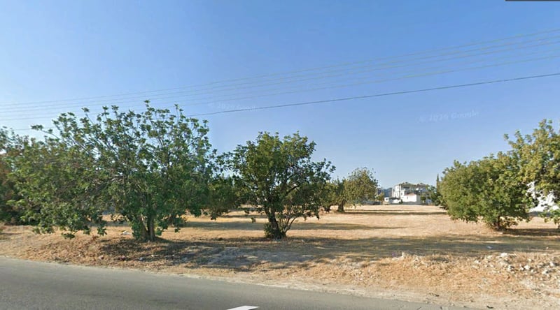 House in Ypsonas - view 1