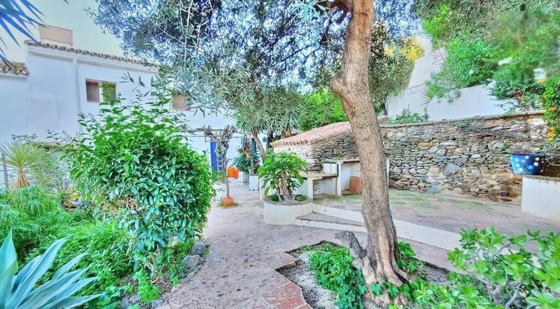House in Macharaviaya - view 1