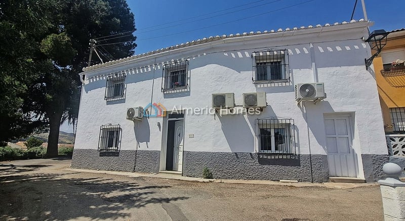 House in Arboleas - view 1