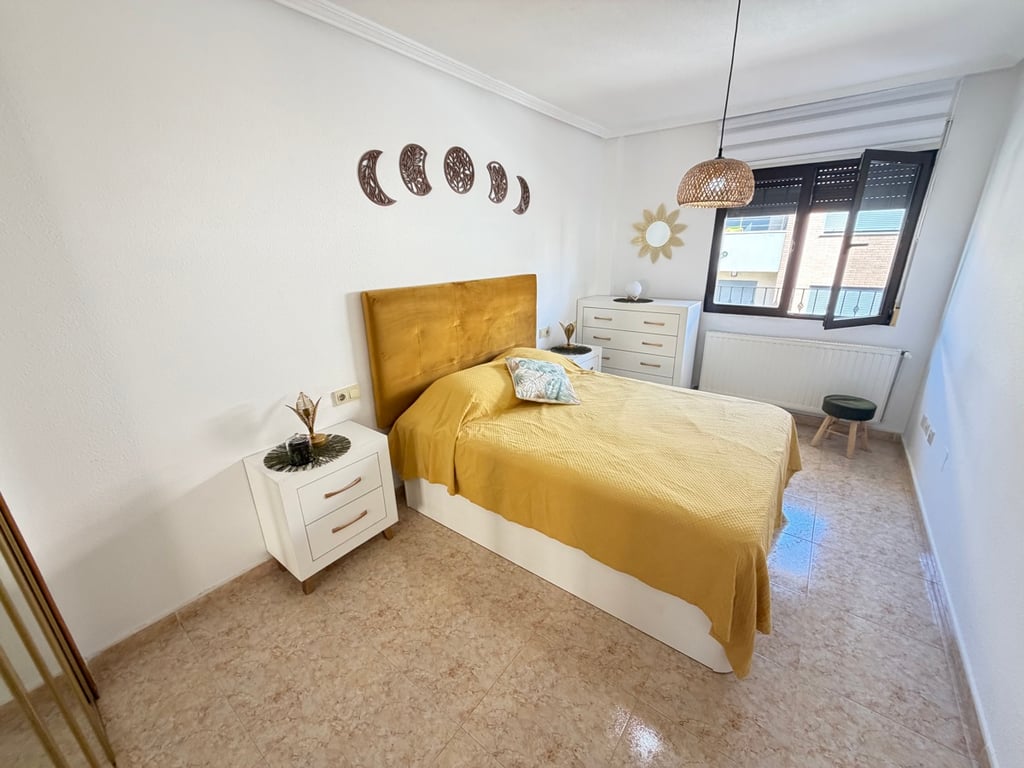 Apartment in San Miguel de Salinas - Image 3