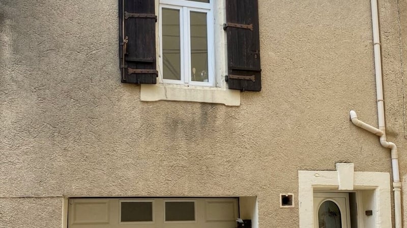 House in Puissalicon - view 1