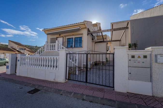 Villa in Ciudad Quesada - view 1