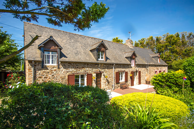 House in Miniac-Morvan - view 1