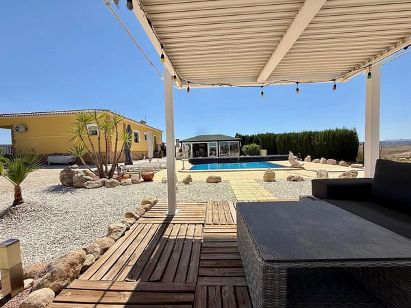 House in Torre del Rico - view 1