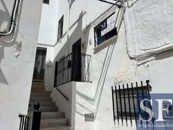 House in Competa - view 1