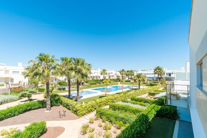 Apartment in Jacarilla - view 1